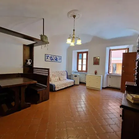 Silver Sands - Traditional - 4 Beds & Terrace By The Beach Apartman