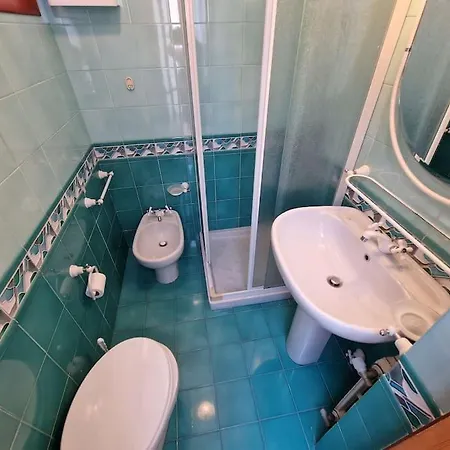 Silver Sands - Traditional - 4 Beds & Terrace By The Beach Finale Ligure