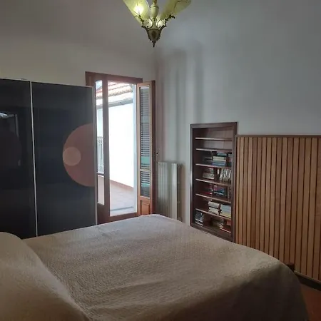 Silver Sands - Traditional - 4 Beds & Terrace By The Beach * Finale Ligure